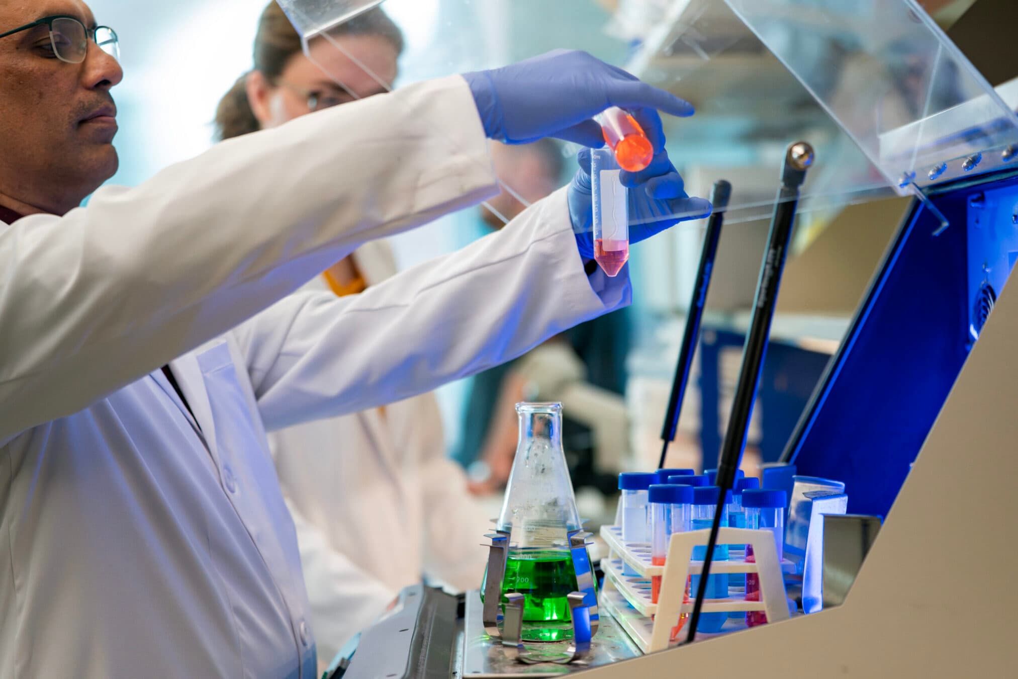 Researcher develops nasal spray targeting brain aging