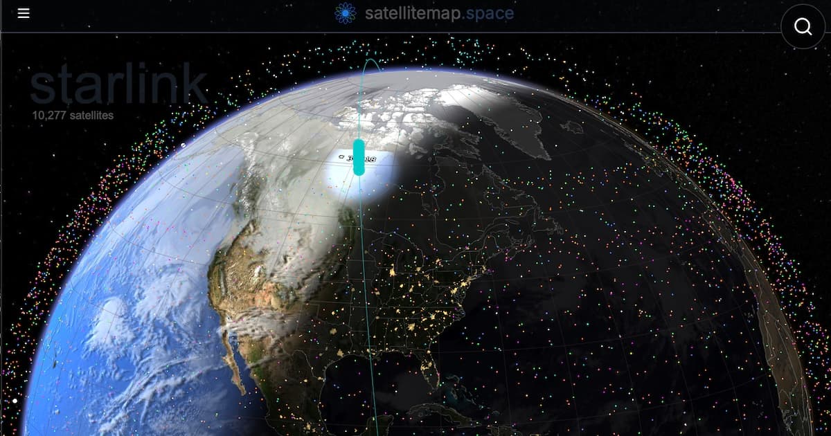 Satellite Tracker Maps 30k Orbiting Objects in Real Time